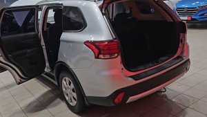 Mitsubishi Outlander '2016