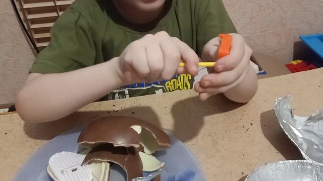 Распаковка Киндер-Макси "Медведь"