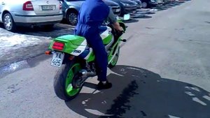 kawasaki zxr 750