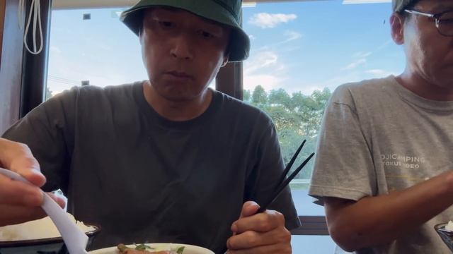 一日中満席のもつ煮込み定食
