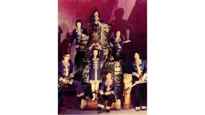 В.И. Мохначевский ВИА Чороон "Ньургуhунна бэлэхтээ" (Н.Соловьев)