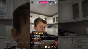 Хасбик кушает в прямом эфире. Hasbik eats live.