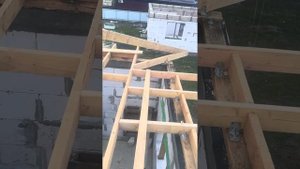 Диагональные балки вальмовой крыши