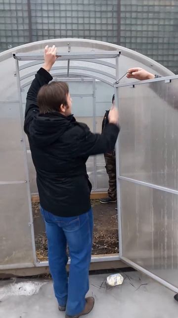 Теплица Алмаз усиленная: виснем втроем на 1 дуге. смотреть онлайн