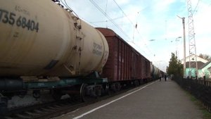 ВЛ60К-2270 с грузовым поездом