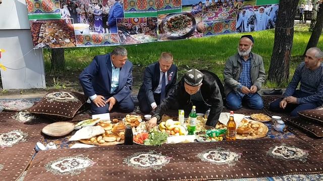 Таджики везде гостеприимный) смотреть онлайн