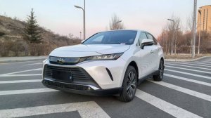 Toyota Harrier, ноябрь 2021 года выпуска, комплектация 2.0 CVT 10AT 2WD Exclusive
