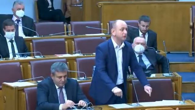 Милан Кнежевић: Државни удар у ДИК-у смотреть онлайн