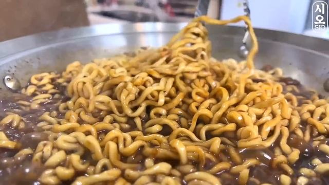 ASMR MUKBANG | 직접 만든 짜파게티 양념 치킨먹방! & 스테이크 FRIED CHICKEN AND BLACK BEAN NOODLES EATING SOUND