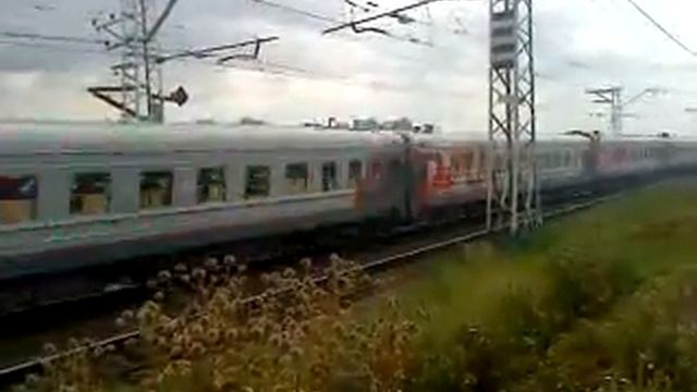 Электровоз ЧС2К-802 с поездом №124В Белгород — Новосибирск смотреть онлайн