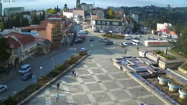 Вебкамера "Площадь Советская". Запись 26.04.2016 08:00:01 смотреть онлайн