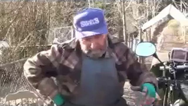 Phil on the Yukon attitude смотреть онлайн