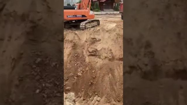 Копаем котлован для строительства храма!