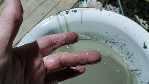 Двигатель КР 500 Масло цвета детской неожиданности.