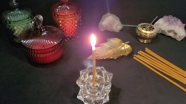 ИСЦЕЛЯЮЩИЙ ЗАГОВОР ОТ ВСЯКИХ БОЛЕЗНЕЙ смотреть онлайн