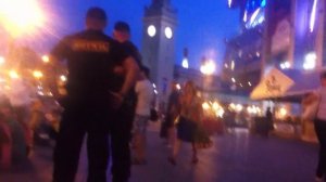 Охранник торгового центра Европейский получил по лицу