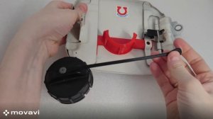 Установка поводка - держателя на крышку бензобака Mitsubishi Lancer 9