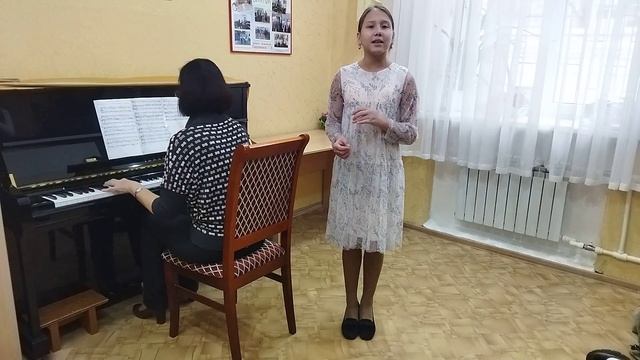 Акирова Сафина "Ходит песенка по кругу" муз. О. Фельцман, сл. М. Танич, И. Шаферан смотреть онлайн