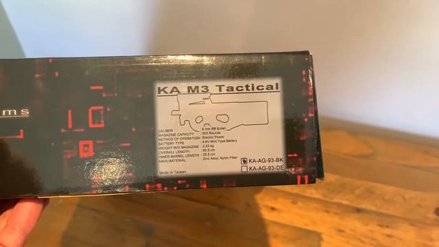 King Arms P90 Tactical Black AEG Unboxing смотреть онлайн