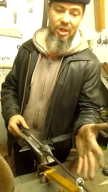 Новая точилка у мастера заточки shorts смотреть онлайн