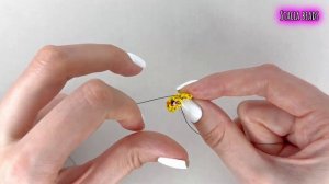 Мини Амигуруми цыпленок из бисера в технике крестик / Beaded Mini amigurumi chick