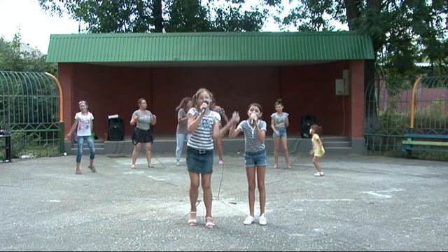 Летняя танц площадка