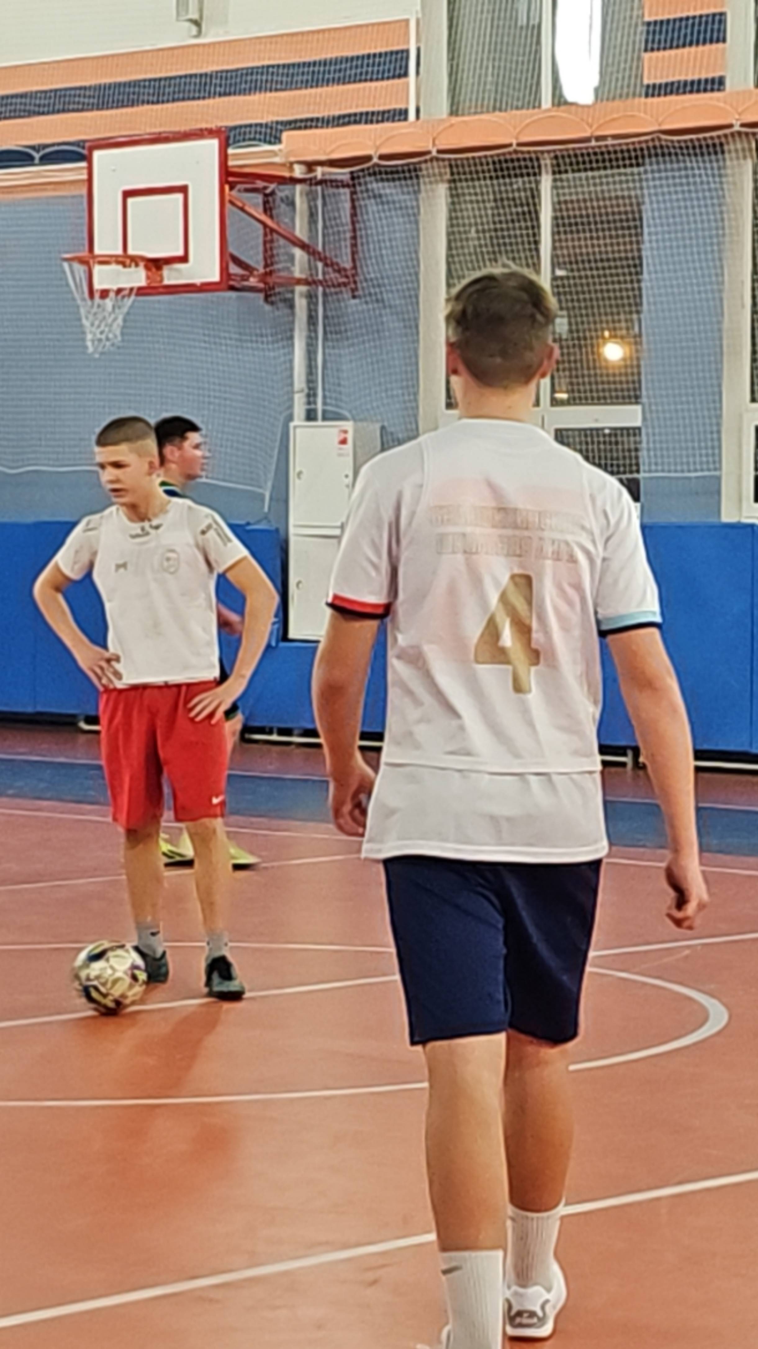 БШЛ команда по футболу «Легенда-18» смотреть онлайн