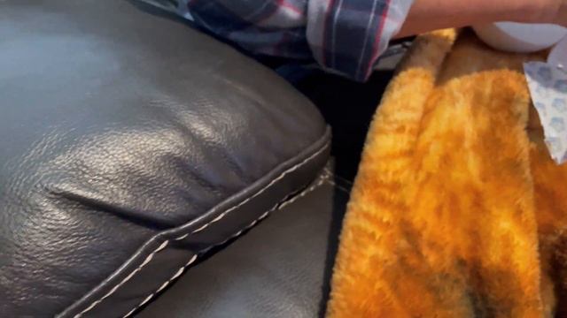 Mini Brands Series 3 | Grandma first time opening them смотреть онлайн