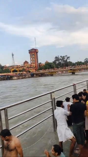 har ki podi Haridwar #haridwar #harkipauri #harharmahadev смотреть онлайн