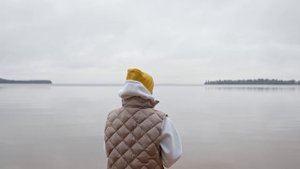 5832879-uhd_4096_2160_30fps