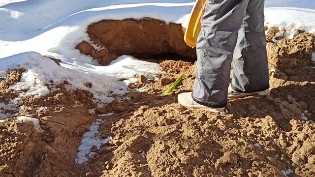 Зима год назад! Где и как искать камни ранней весной в московских снегах смотреть онлайн