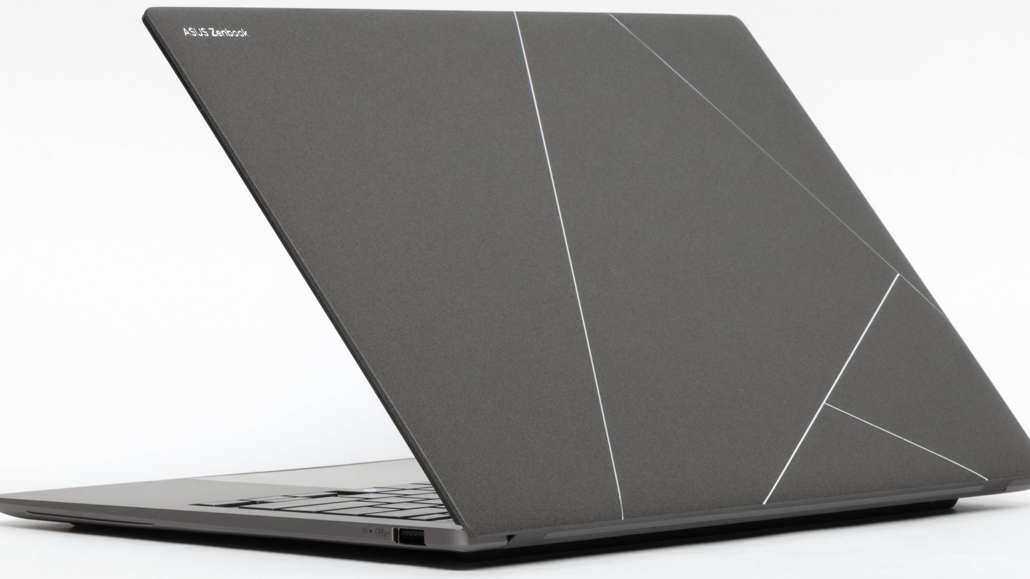 ASUS Zenbook Air — это новая разработка компании Asus.