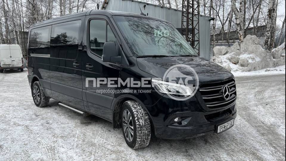 Мерседес Бенц Спринтер W 907 L2H1. Отделка салона пассажирского микроавтобуса. смотреть онлайн