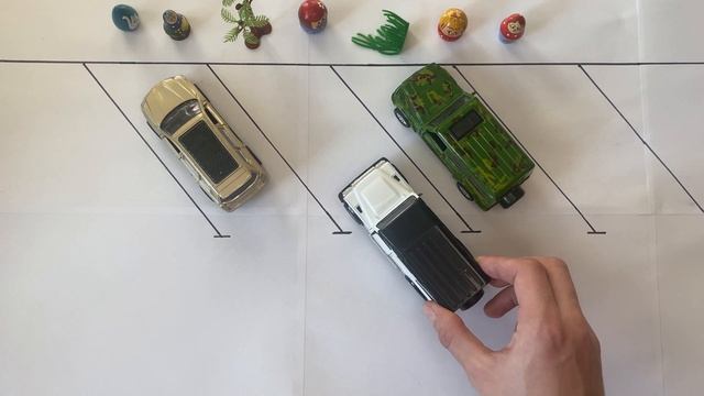 Парковка передним ходом ёлочкой, между машинами, под углом 45 градусов к бордюру по разметке. смотреть онлайн