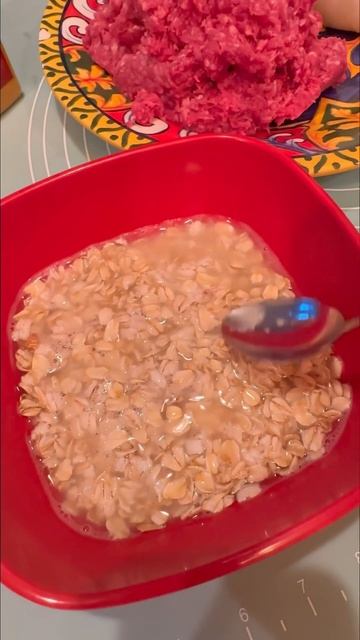 Котлетки из « детского сада» видео справа под 3 точками👆🏻👆🏻👆🏻 смотреть онлайн