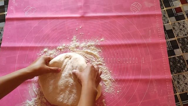 БАУЫРСАКИ НА ВОДЕ. БАУЫРСАҚ ПІСІРУ. ПЫШНЫЕ БАУРСАКИ. Казакша рецепт
