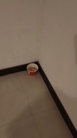 А это кому?