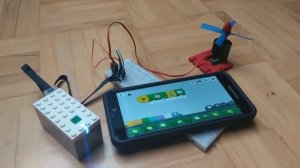 Lego smart hub controls fischertechnik motor