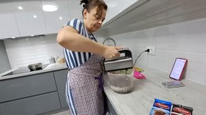 будни ДОМОхозяйкиНА КУХНЕ с ДОЧКОЙА у НАС ПЕЛЬМЕНИ и ДЕСЕРТ на МИЛЛИОН(делюсь рецептом)