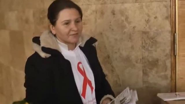 ХОДТРК "Поділля-центр" Червона стрічка на знак підтримки та солідарності смотреть онлайн