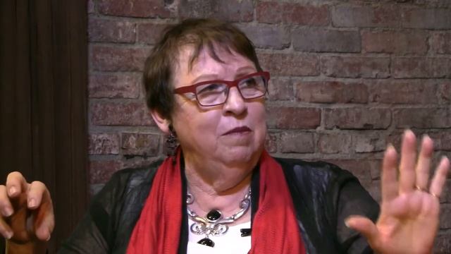 Innovator Tells How смотреть онлайн