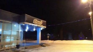 ВО саду ЛИ в ОГОРОДЕ ))МАша Учиться стоять на коньках