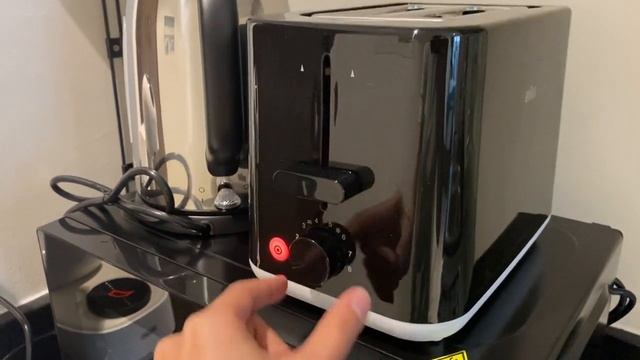 Braun Toaster смотреть онлайн