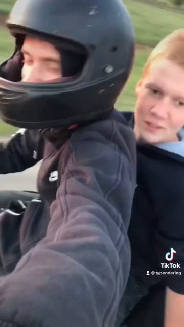 Втроем на Альфе смотреть онлайн