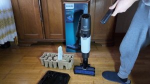 Philips 7000 Series AquaTrio Cordless, wet and dry vacuum