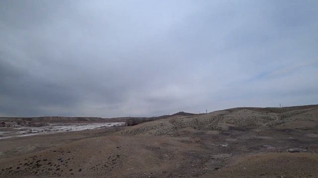 Коунрад (Қоңырат) | виды с господствующей высоты за окраиной больницы - весна 2021 год