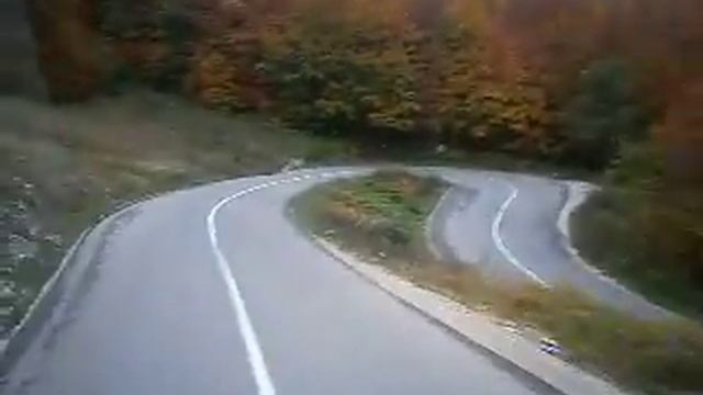 serpentine road , downgrade (Montenegro) смотреть онлайн