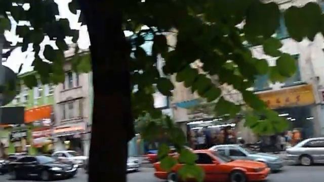 Куала-Лумпур, жара за +40 смотреть онлайн