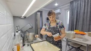 ПЕКУ на кухне//СТРАШНО жить//вызывали ПОЛИЦИЮ//снимаем ПРОБУ