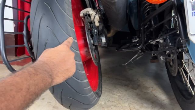 Radial Tyre VS Normal (Bias Ply) Tyre - Which Tyre Is Better For Motorcycle | Best Monsoon Bike Tyr